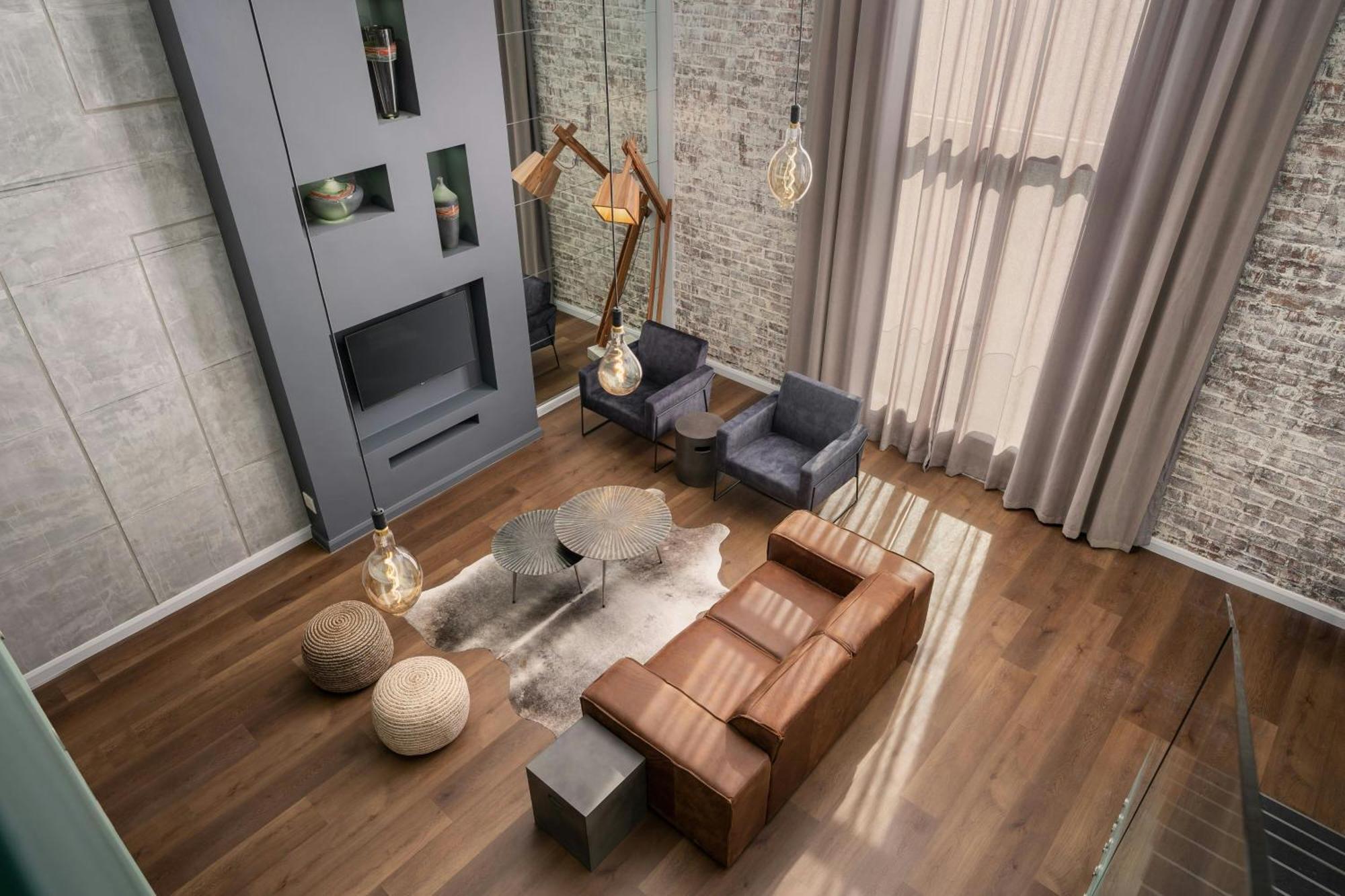 1 Bedroom Bi-level Loft
